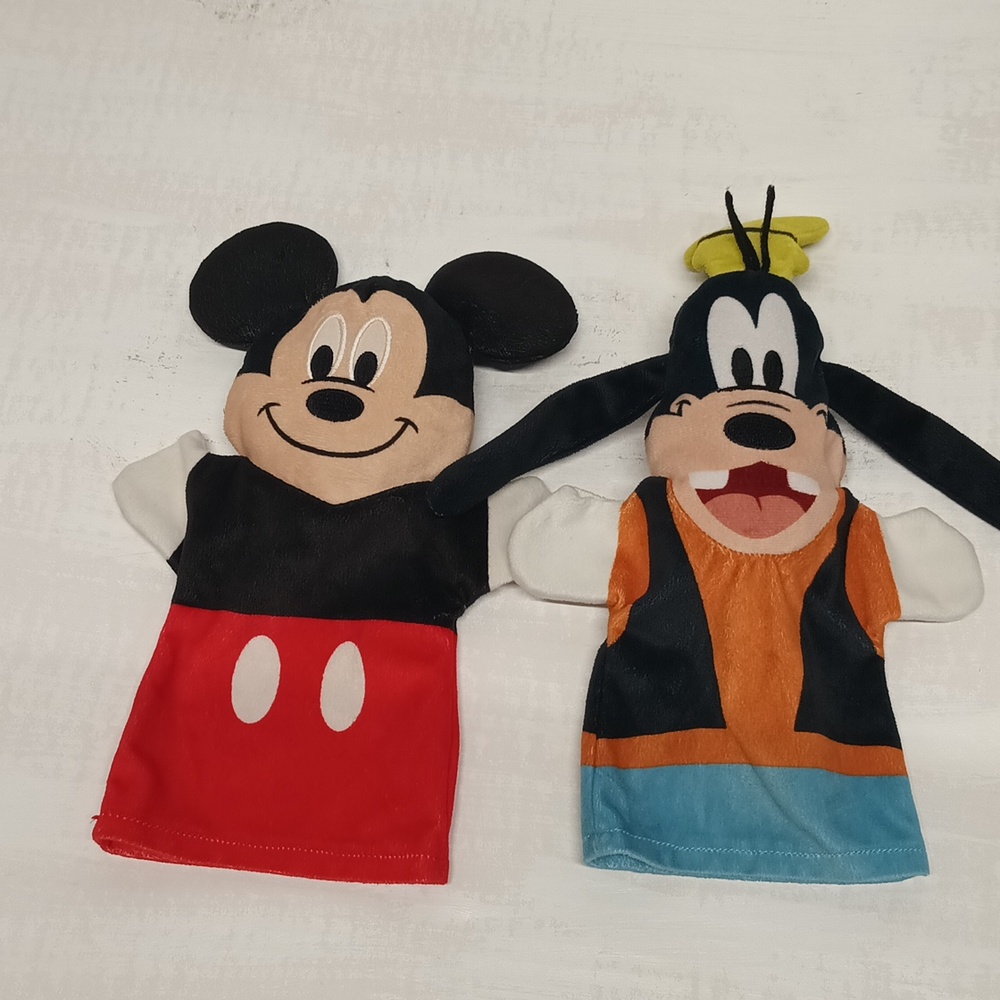 Melissa & Doug Mickey Mouse and Goofy puppets 10 inch ages 2+